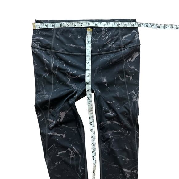 Athleta Velocity Stash Pocket Marble 7/8 Tight Size Medium - Picture 2 of 14